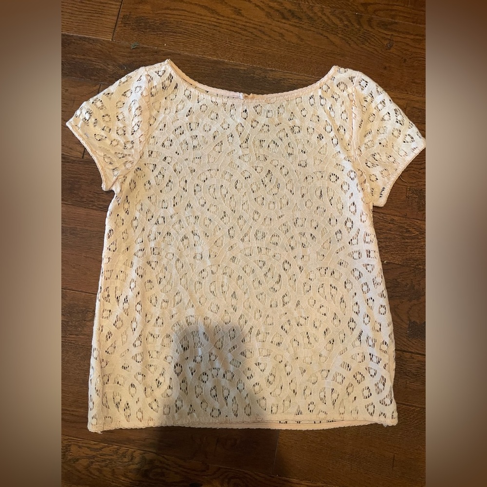 Loft, XSP, blush pink lace top. 52%cotton, 48% Nylon